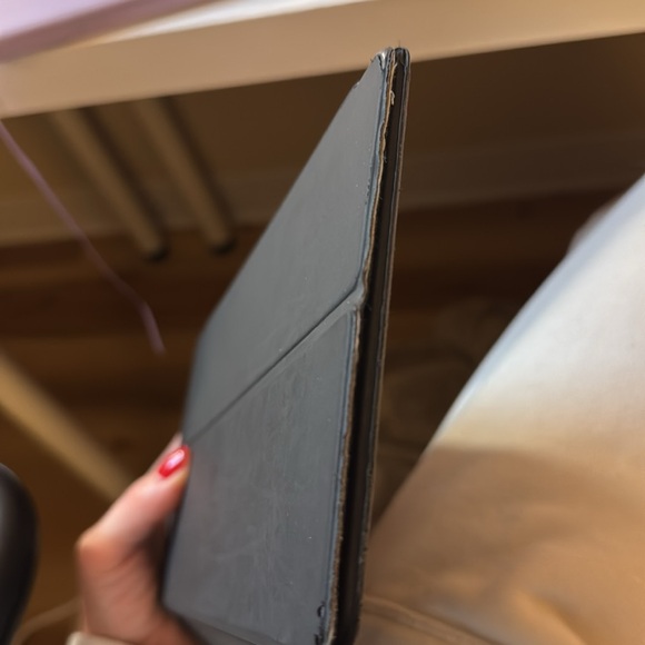 Apple Smart Keyboard for iPad (7th generation) - Picture 5 of 7